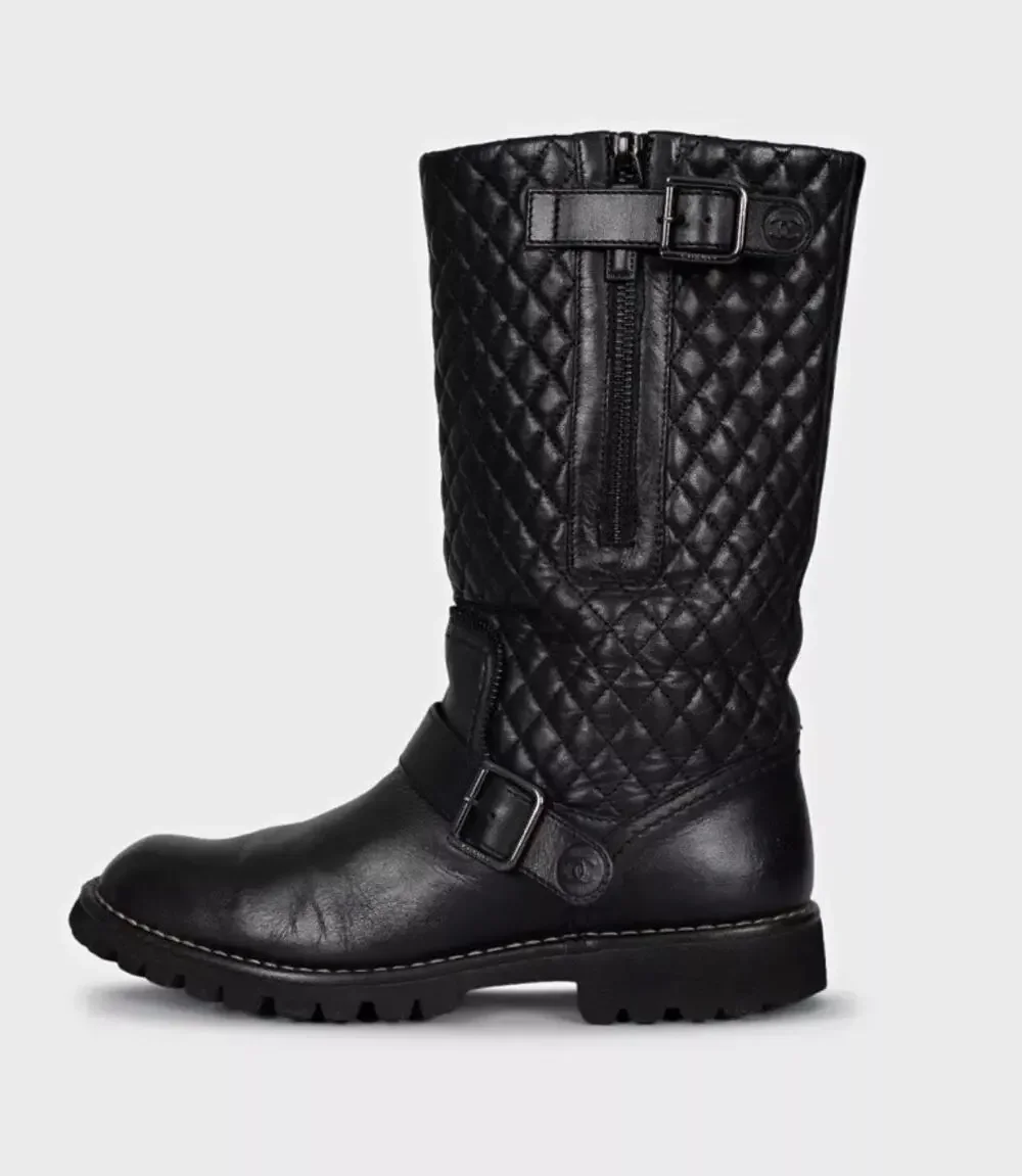 Chanel Black Quilted Leather Over-The-Knee Boots Sz.39,5